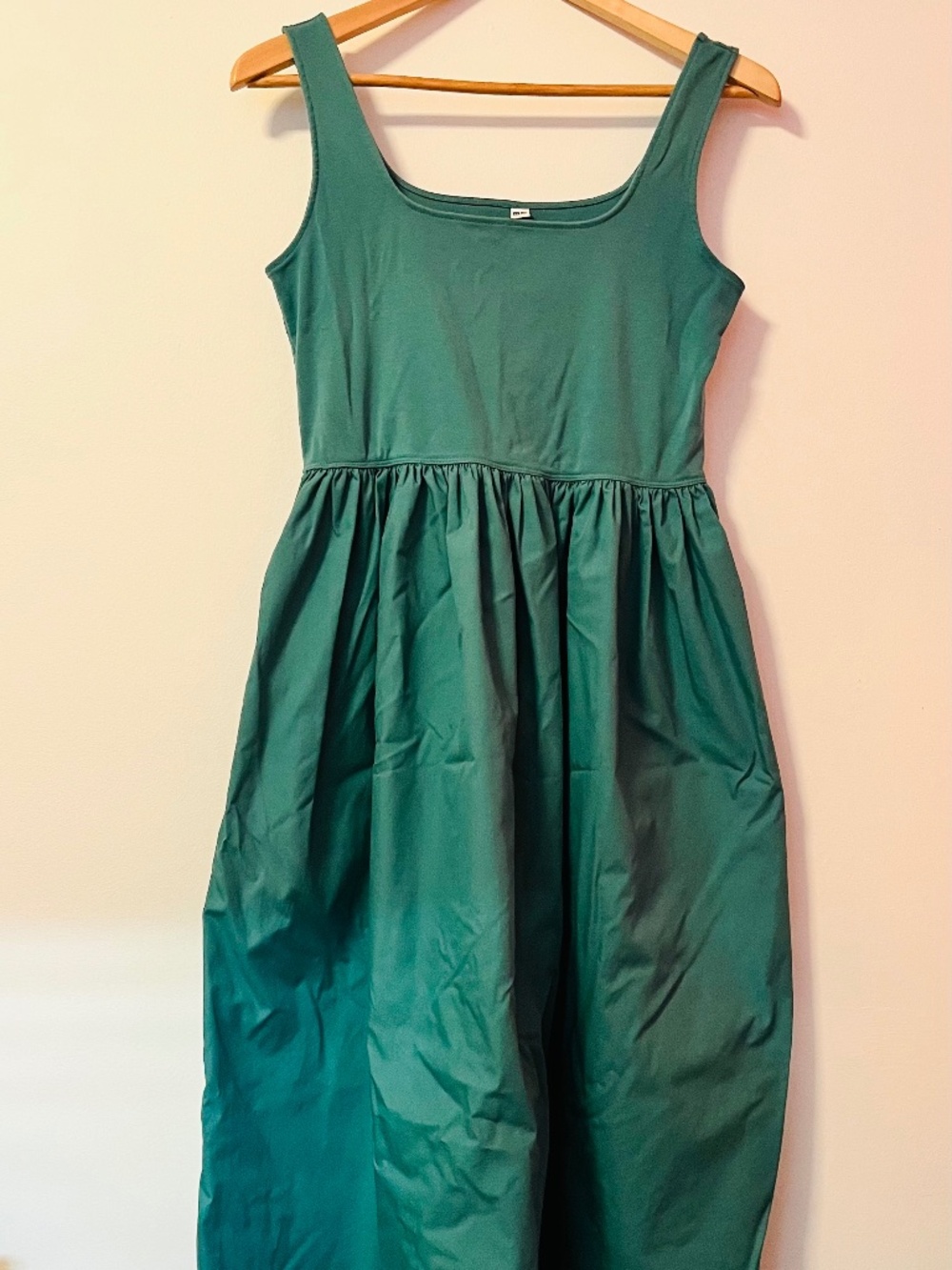 Uniqlo Jade Green Cotton Fit and Flare Midi Dress EUC